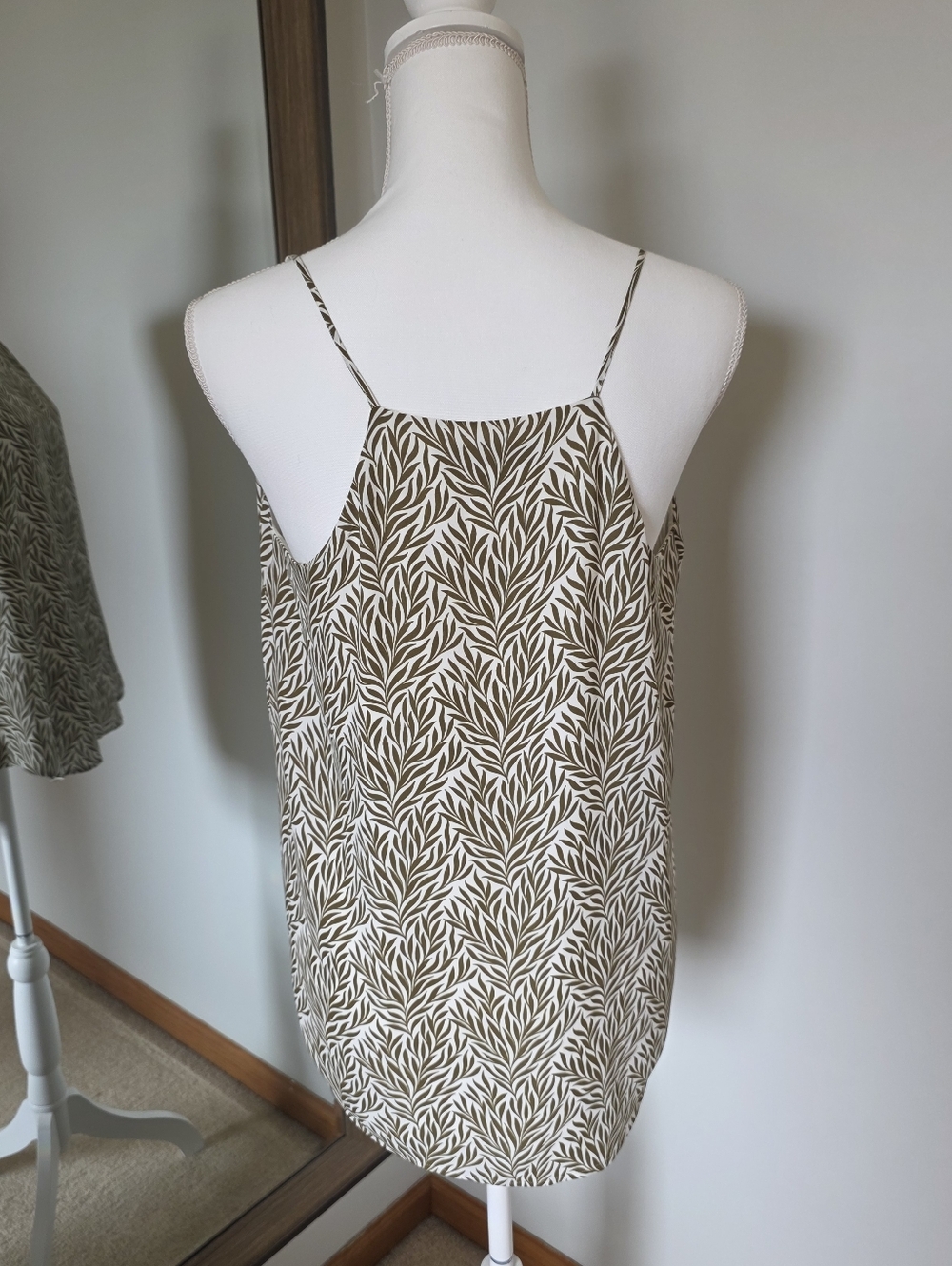 Loft Outlet Tank Top - Picture 2 of 7